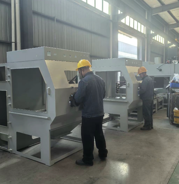 梅州喷砂机砂料选择攻略 适配不同工件